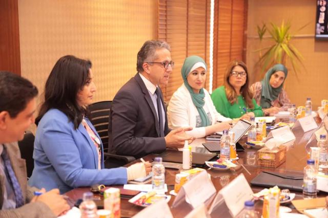 إجتماع وزيرى الآثار والبيئة 