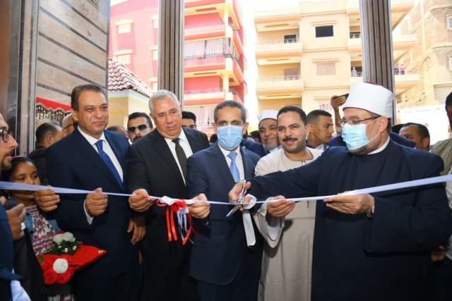 أشرف رشاد ووزير الأوقاف.. ارشيف 