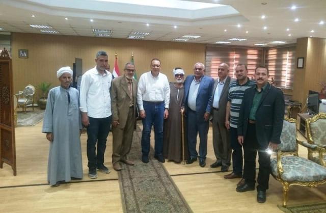  محافظ الشرقية يعلن تشغيل خدمة الصرف الصحي لقرية السبكي 