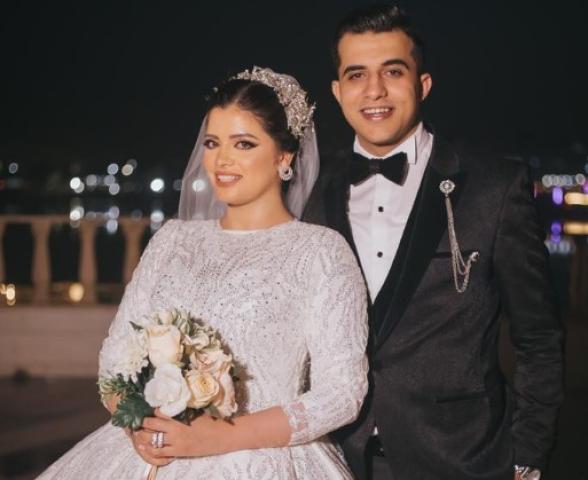 العروسين