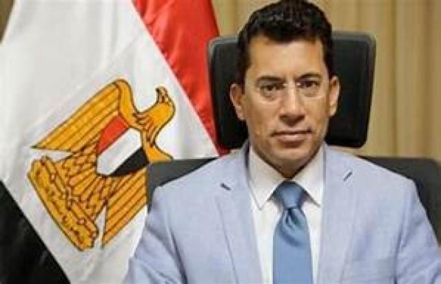 وزير الشباب والرياضة أشرف صبحي