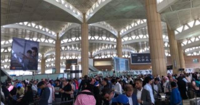 مطار الملك خالد