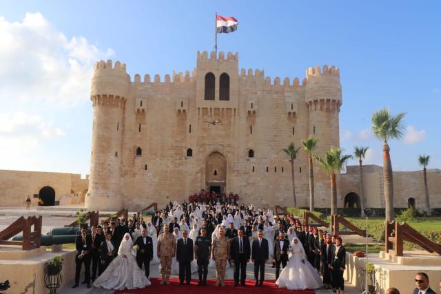 المنطقة الشمالية العسكرية تنظم حفل زفاف جماعى 