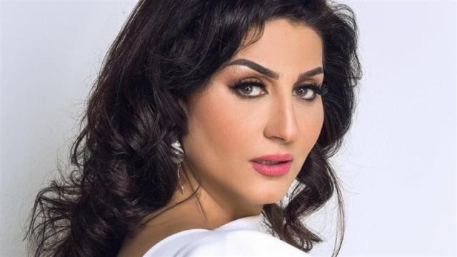 وفاء عامر 