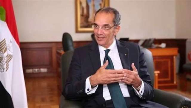 وزير الاتصالات