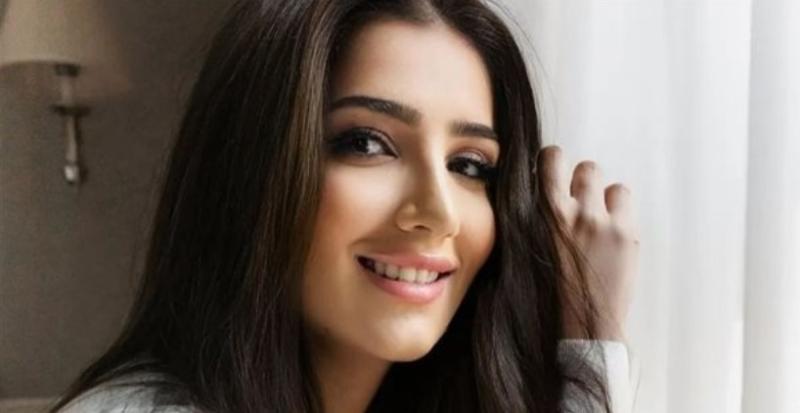 مي عمر 
