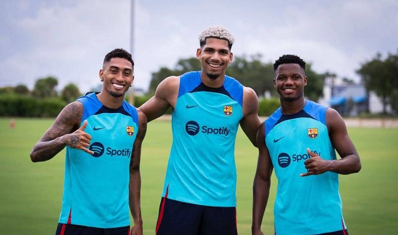 برشلونة