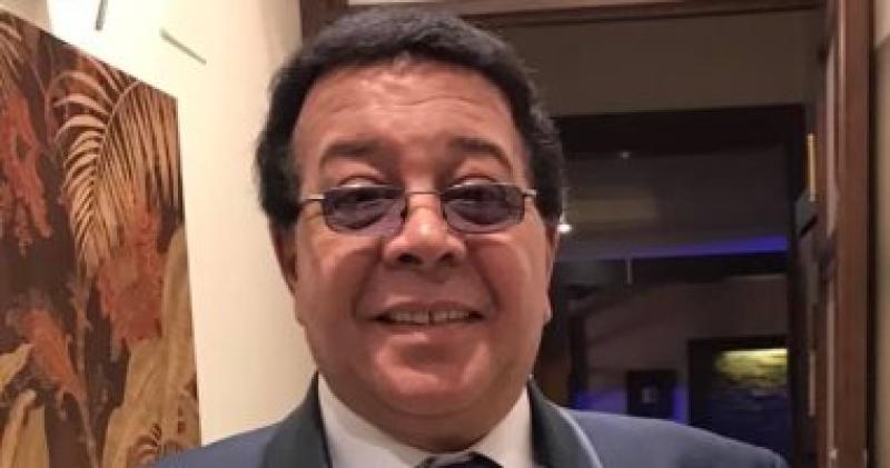  الفنان أحمد أدم  