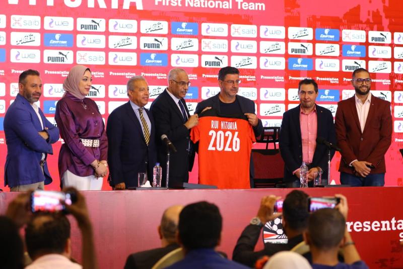 البرتغالي روي فيتوريا مدرب منتخب مصر