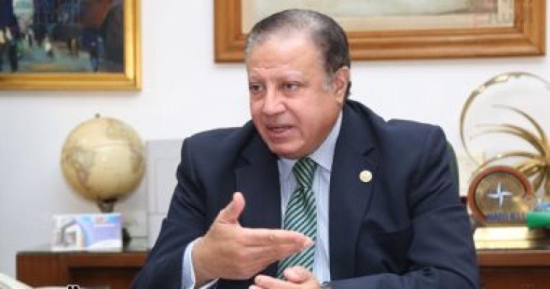 هشام عزمي