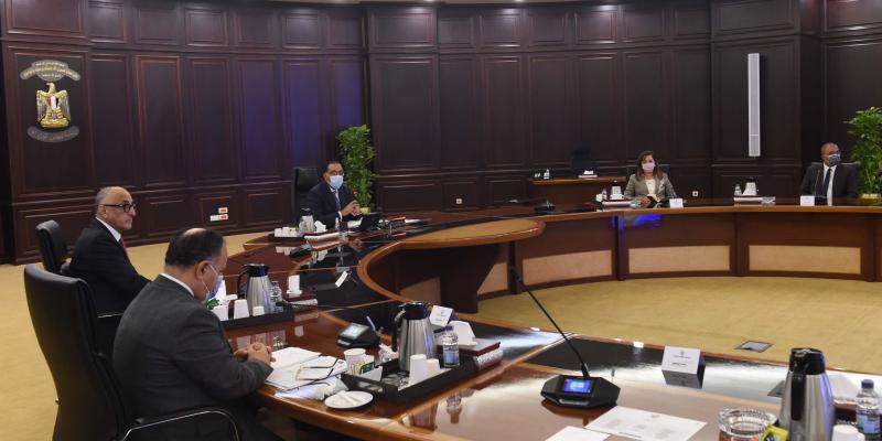 رئيس الوزراء يترأس اجتماع المجلس التنسيقي للسياسات النقدية والمالية