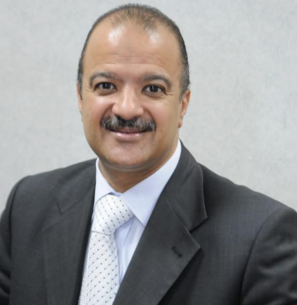 الكاتب الصحفى قدرى الحجار