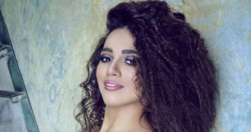 سمية درويش