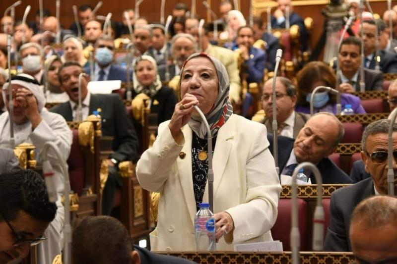 حياة خطاب 