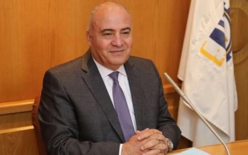 محافظ قنا