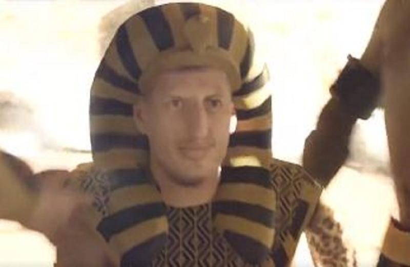 اتحاد جدة يعلن ضم طارق حامد