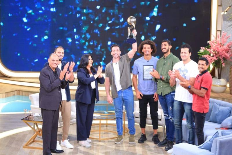 برنامج معكم 