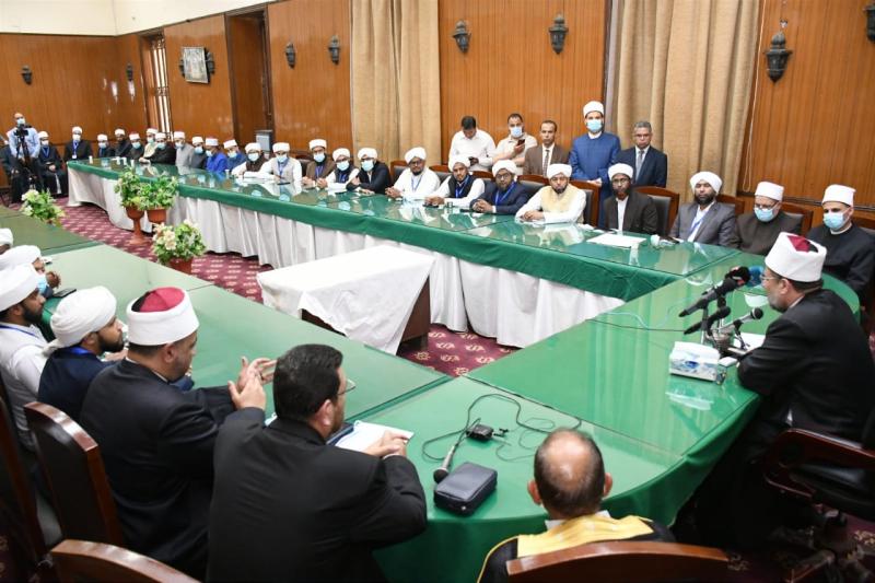 فعاليات دورة كبار علماء دولة الهند وعمداء كلياتها