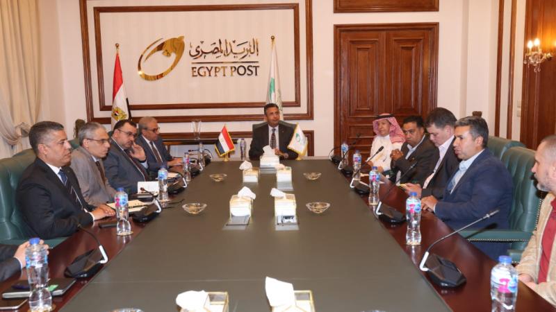 رئيس البريد المصرى يستقبل الرئيس التنفيذي