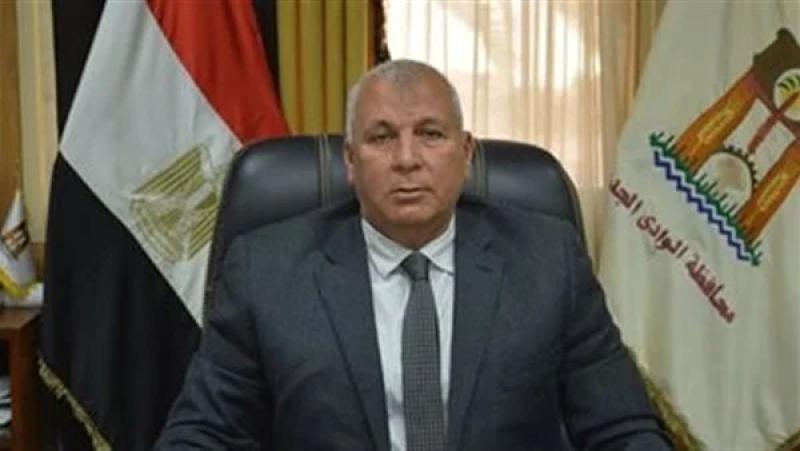 محمد الزملوط محافظ الوادي الجديد
