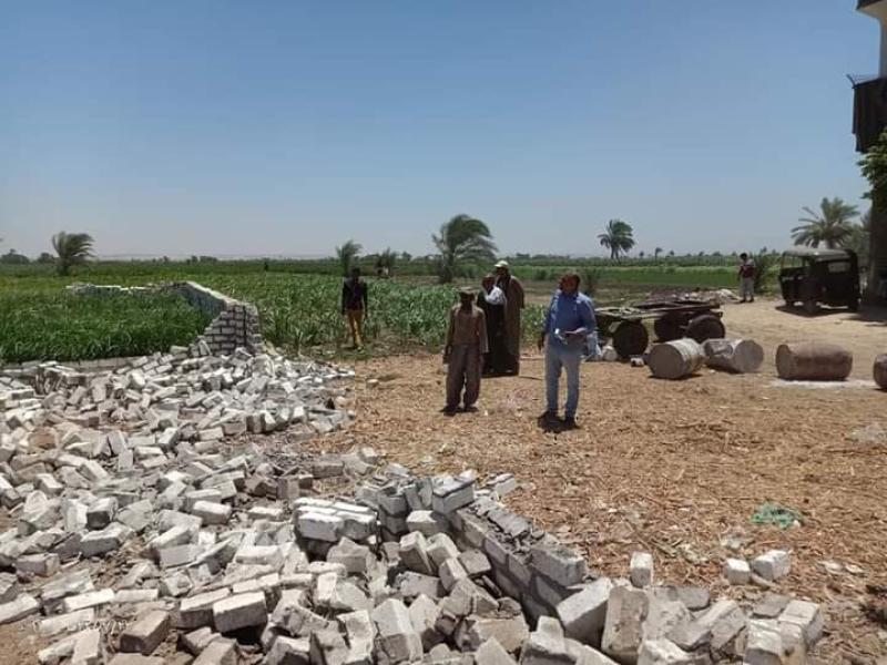 ازالة التعديات على الاراضي الزراعية