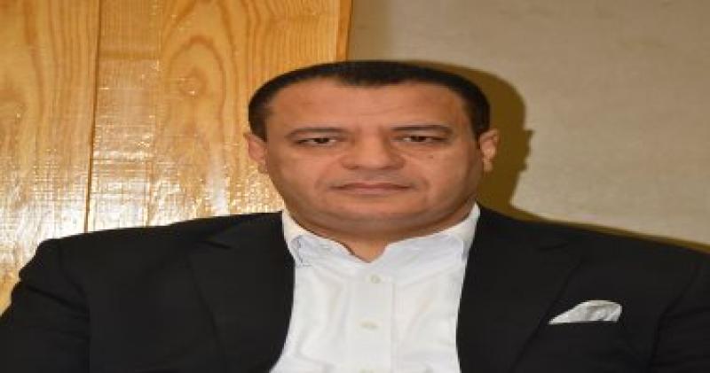 الدكتور شحاتة غريب الشلقامى نائب رئيس الجامعة