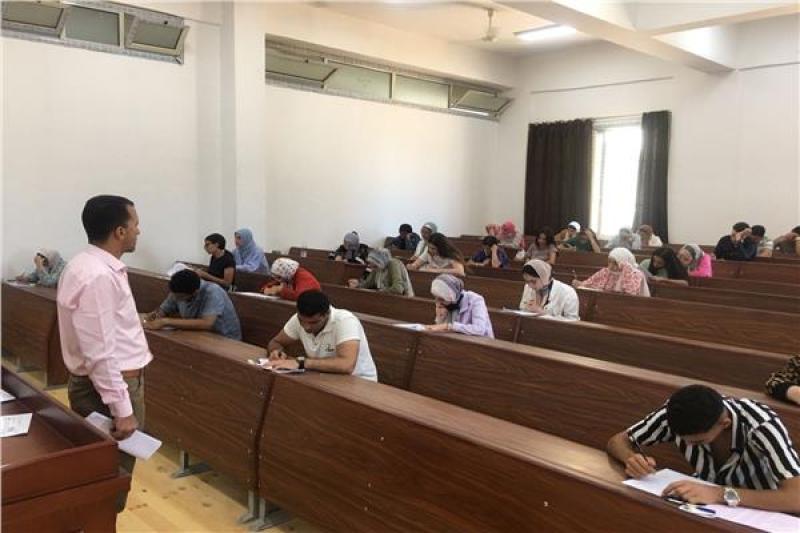 انطلاق اختبار القدرات بكلية الإعلام بجامعة السويس