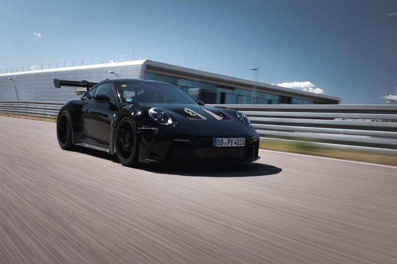 بورشه تطلق السيارة ‎‎911GT3 RS‎ الجديدة