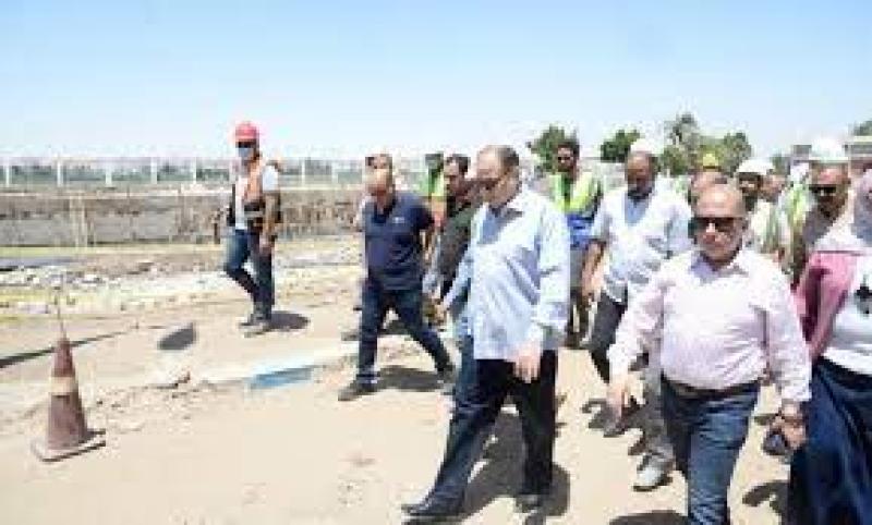 محافظ أسيوط 