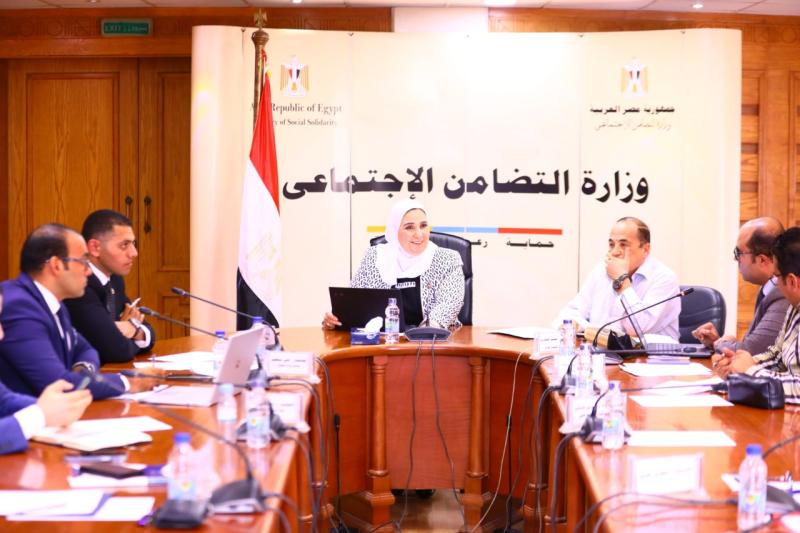 القباج  خلال الاجتماع