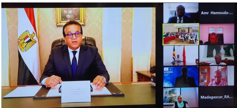 جانب من المشاركة في المنتدى 