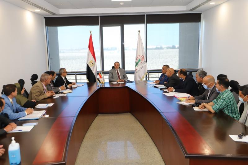 وزير القوى العاملة