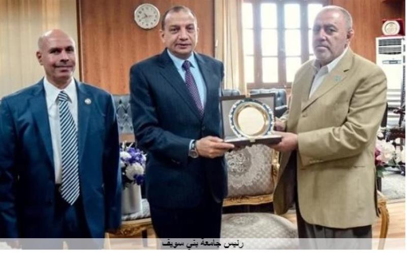 رئيس جامعة بني سويف