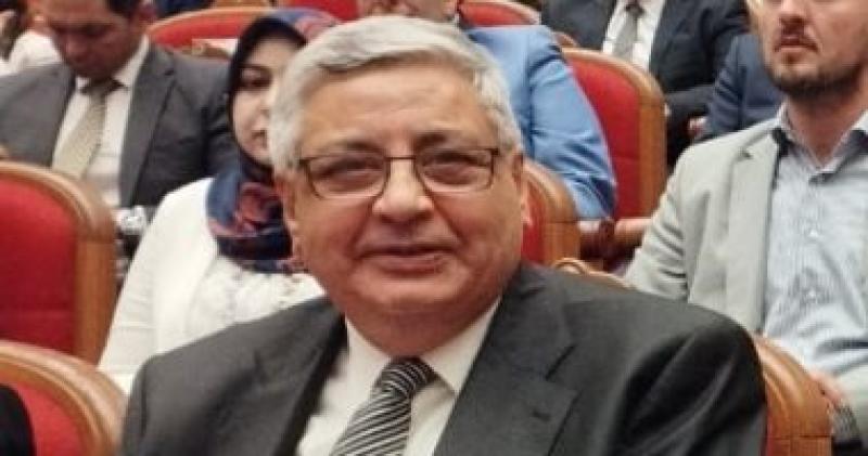 الدكتور محمد عوض تاج الدين
