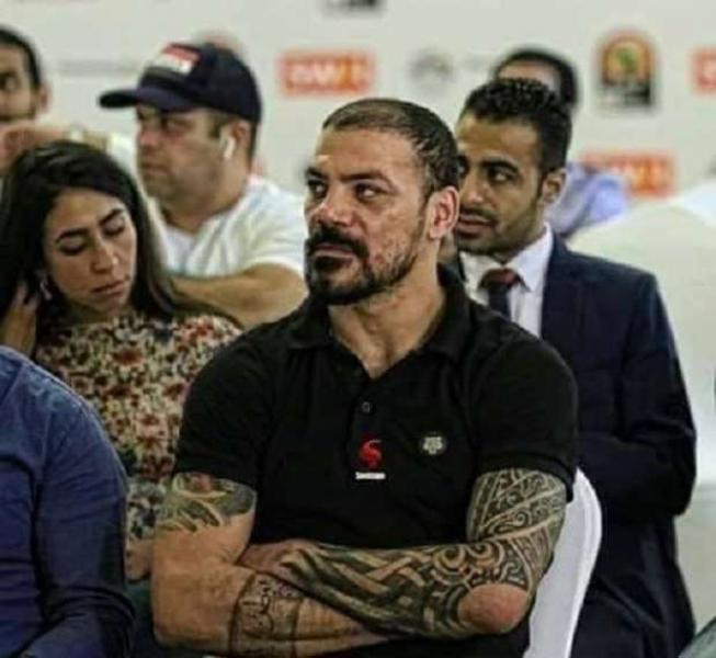 عمرو زكي