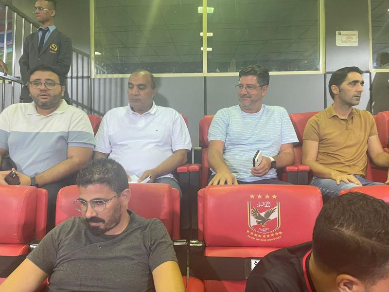 فيتوريا يحضر مباراة الأهلي و فاركو بالدوري