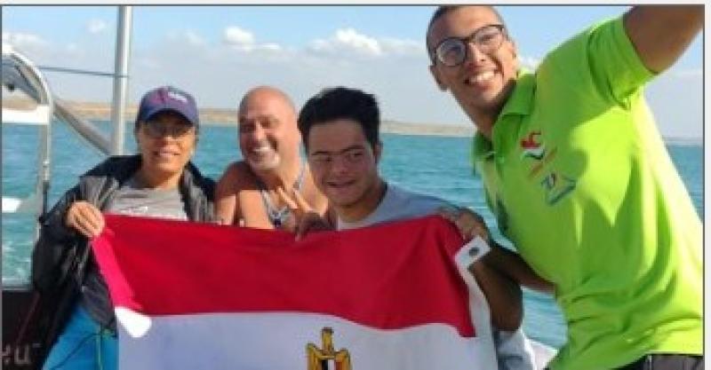 بعثة مصر بإنجلترا تعبر بحر المانش
