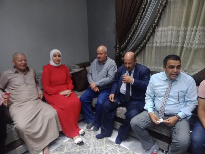 تهنئة المتفوقين بمنازلهم فى الحسينية بالشرقية 