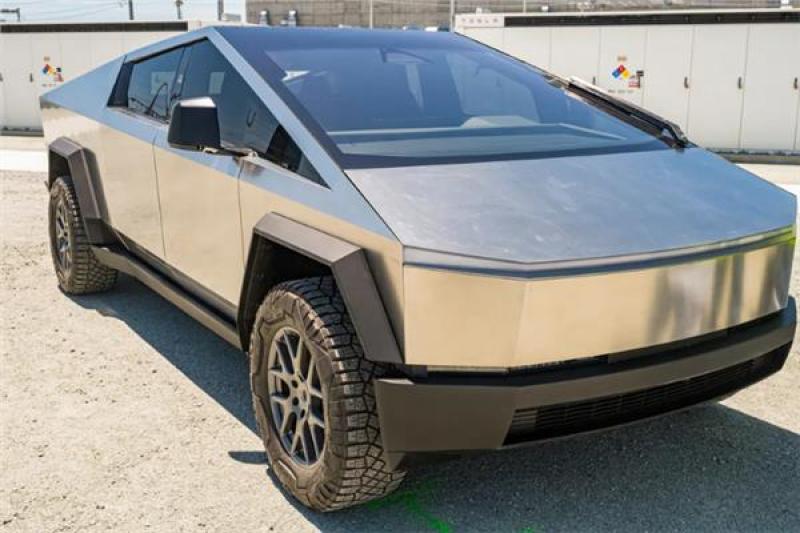 تسلا Tesla