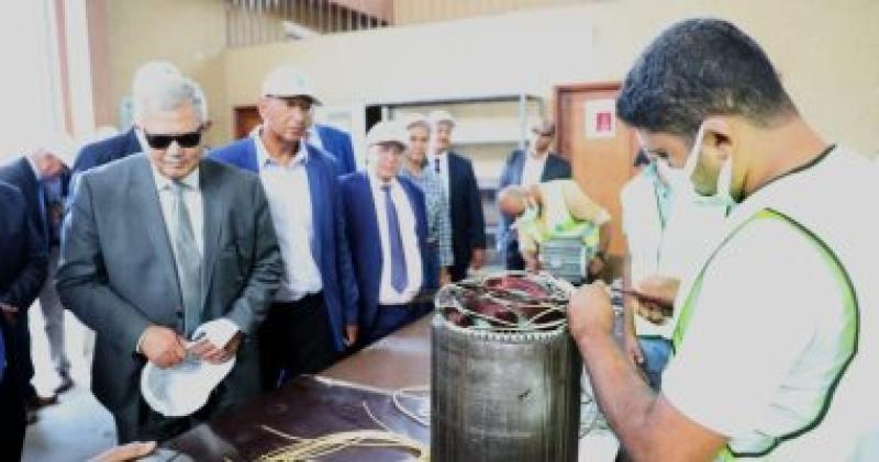 المهندس ممدوح رسلان خلال الجولة