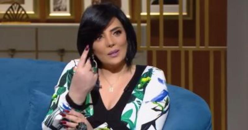  حورية فرغلى 