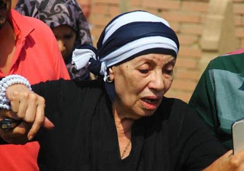   الفنانة رجاء حسين 