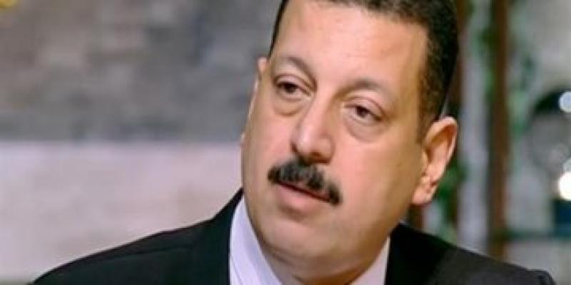  الدكتور أيمن حمزة