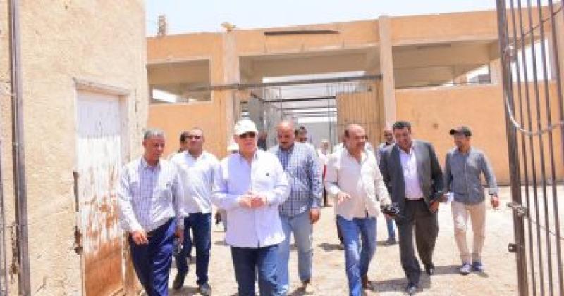 جولة المحافظ