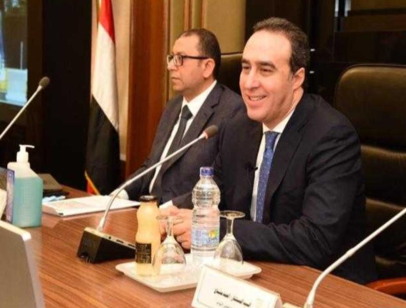 المستشار أحمد مناع 