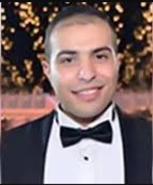  نجل توفيق عكاشة