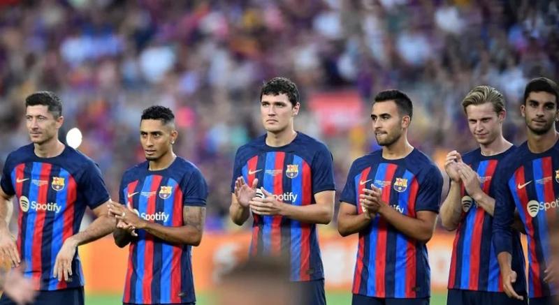 برشلونة