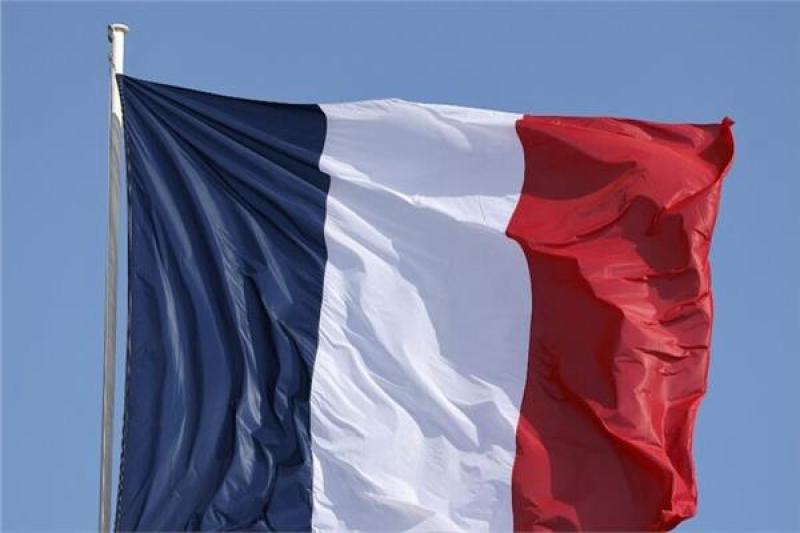 فرنسا