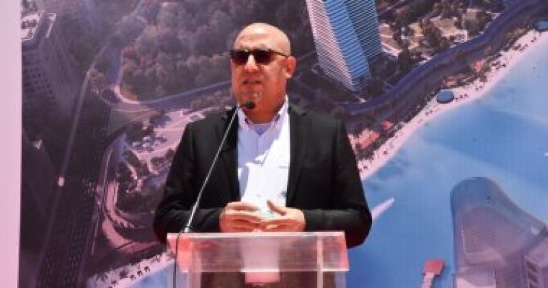 وزير الإسكان