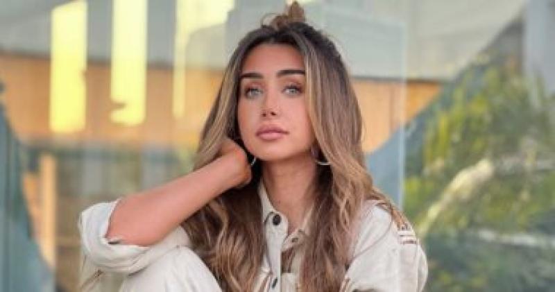 هنا الزاهد